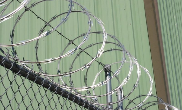 Different Types Of Barbed Wire Fence To Secure The Area